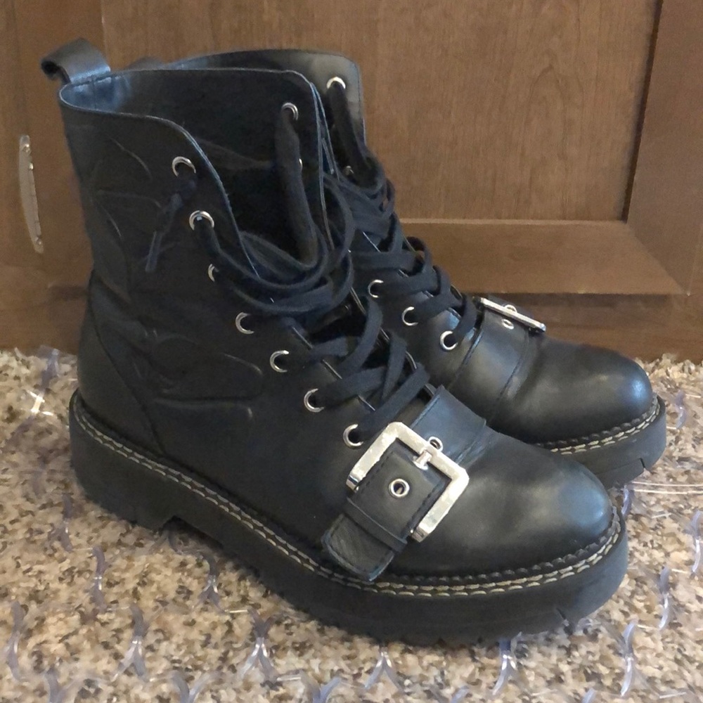 Black Zara boots
